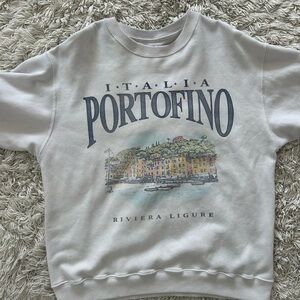 White Hollister Graphic Sweatshirt